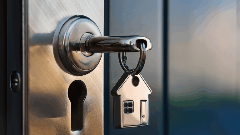 When Should a Landlord Call an Electrician? UK Legal Guide